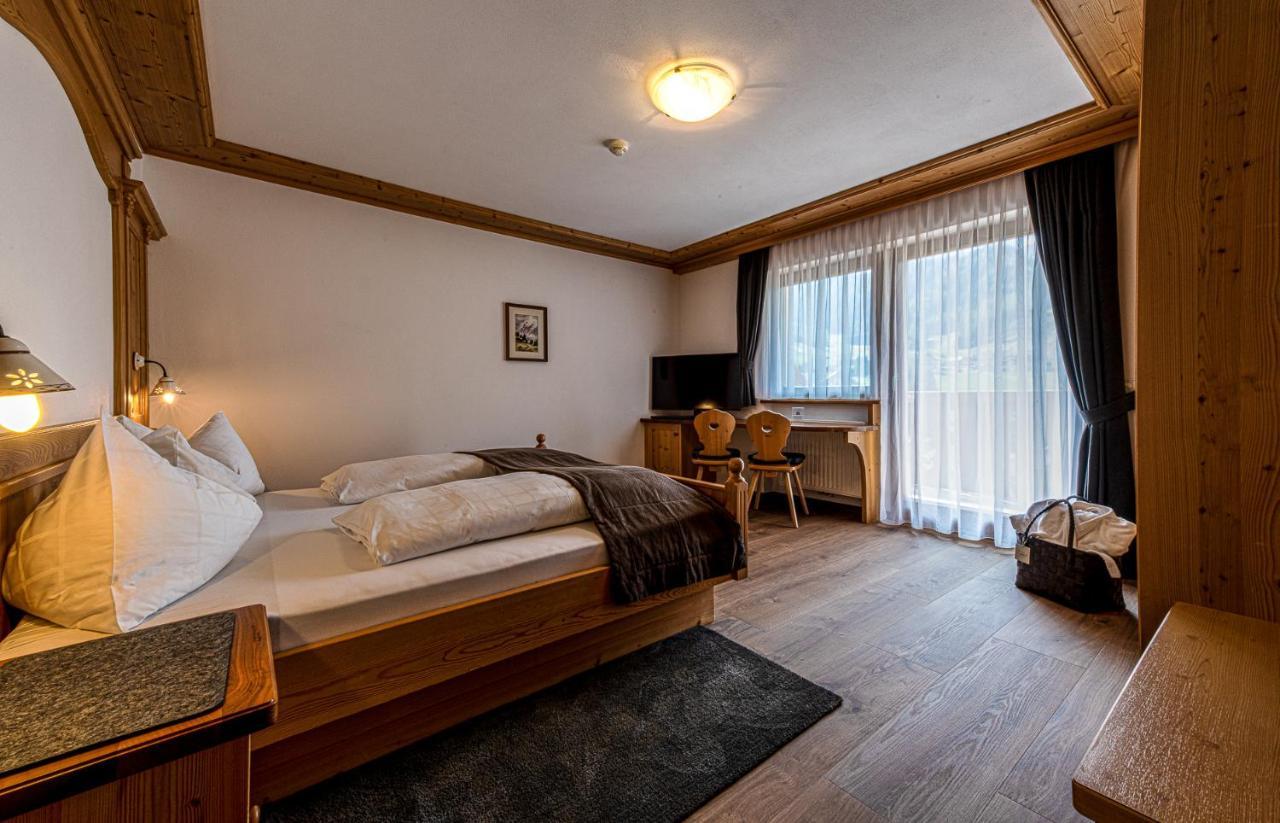 Apartments Sunela Сельва-ді-Валь-Гардена Екстер'єр фото