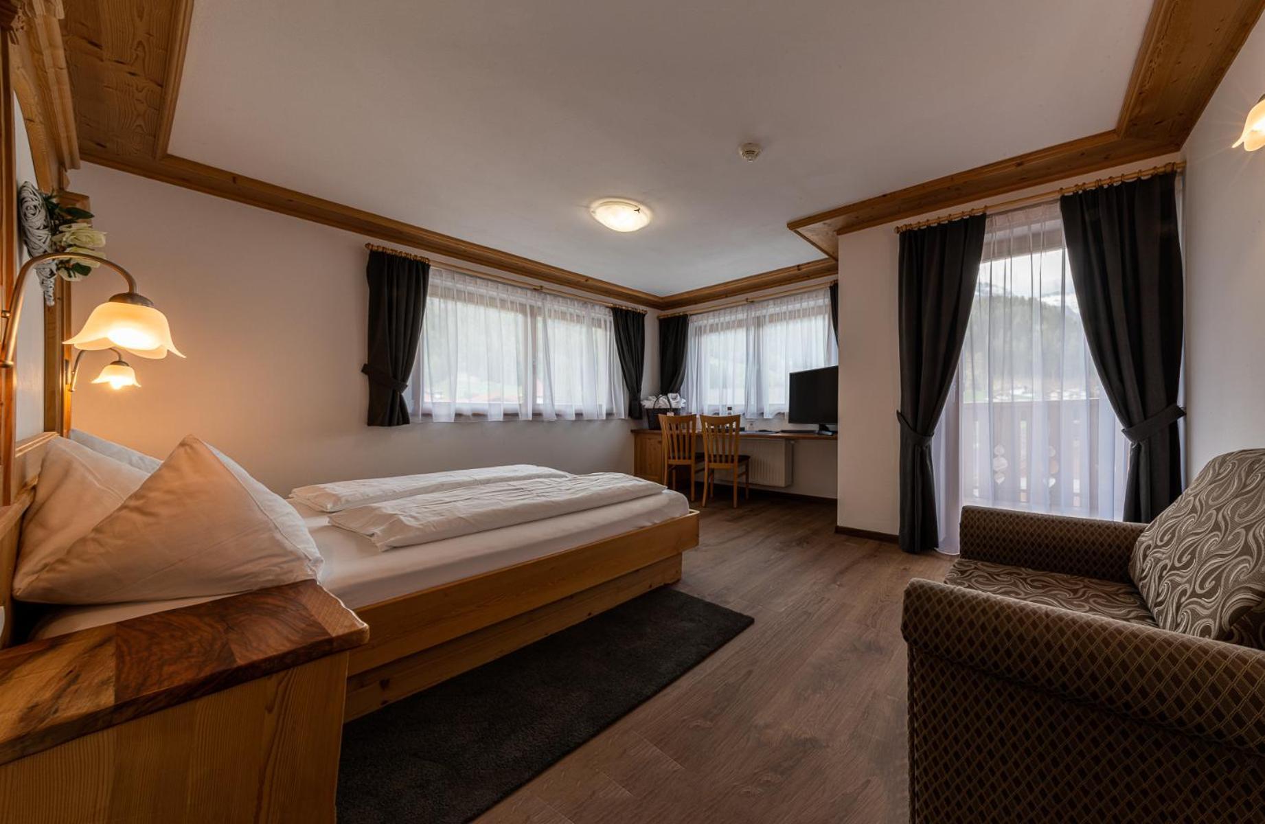 Apartments Sunela Сельва-ді-Валь-Гардена Екстер'єр фото