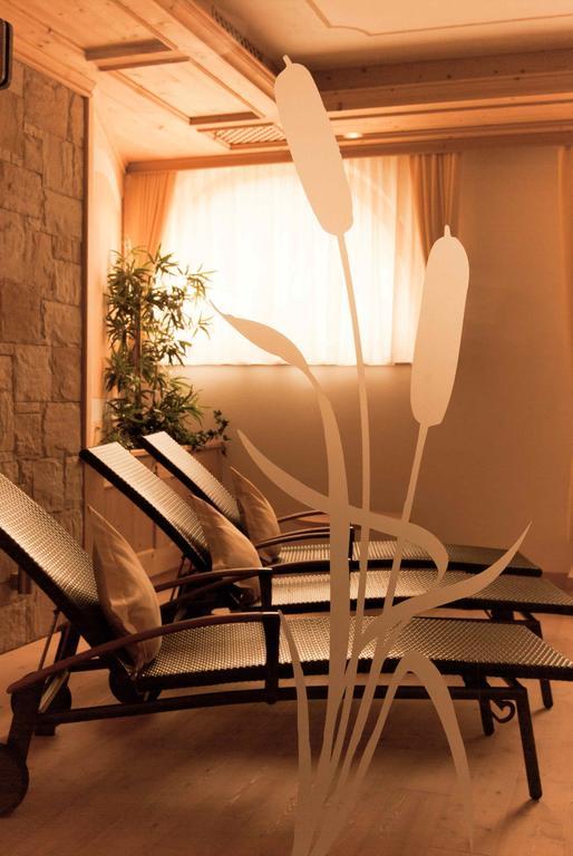 Apartments Sunela Сельва-ді-Валь-Гардена Екстер'єр фото